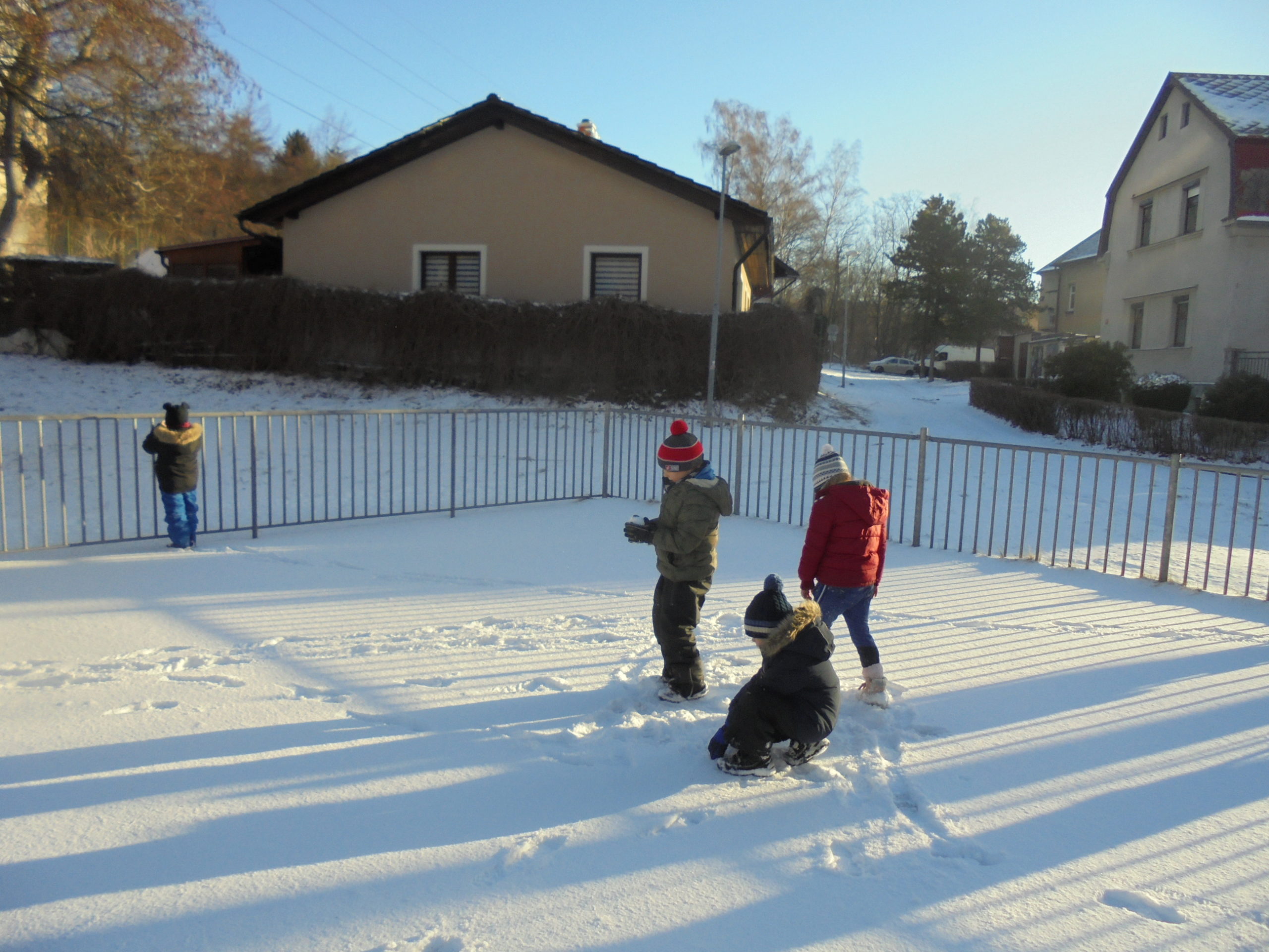 hra na sněhu (2)