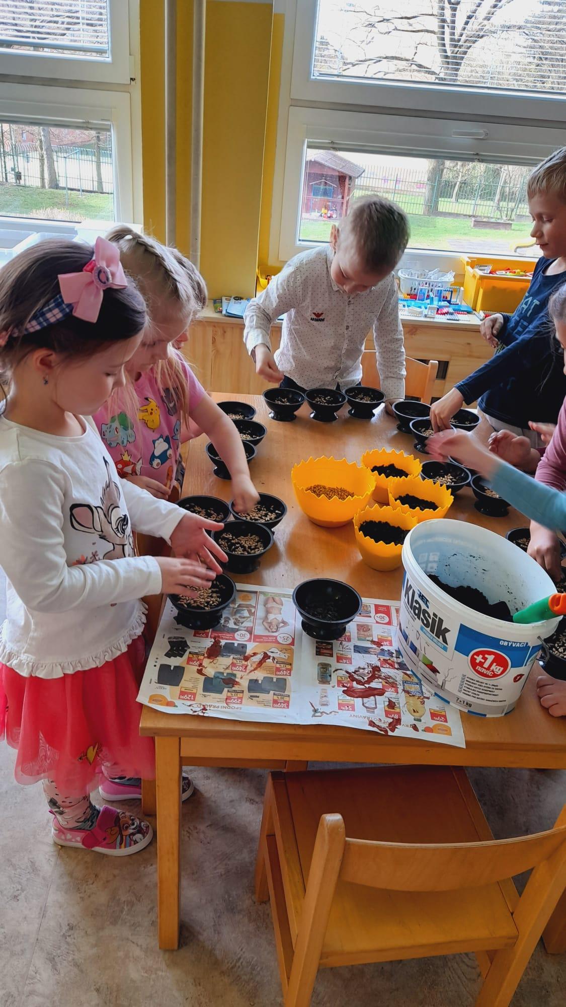 Třída D velikonoce (2)