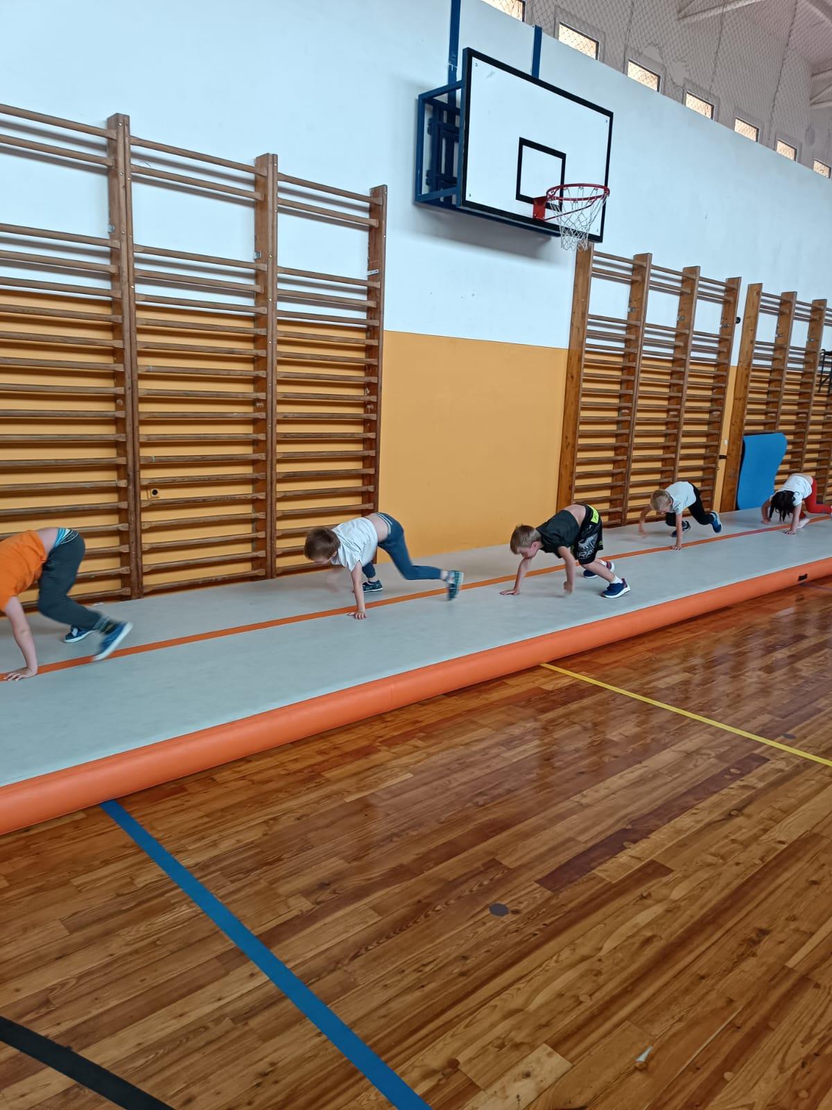 Gymnastika hrou (7)