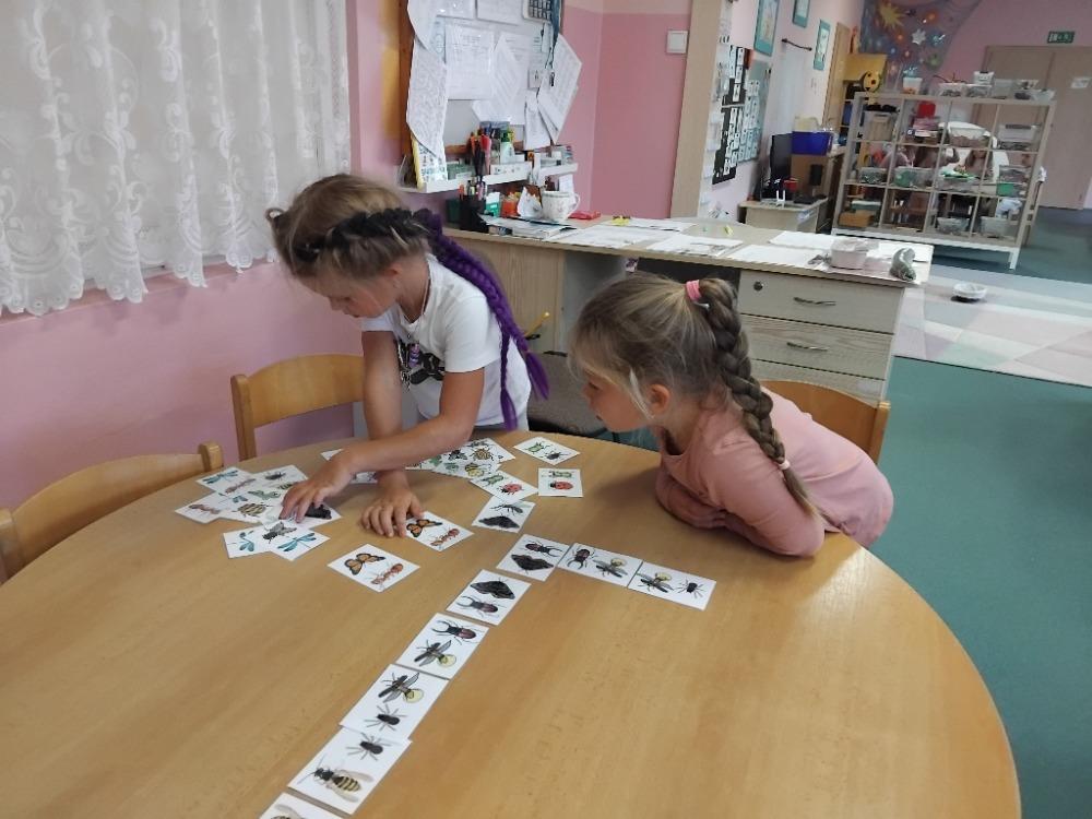 Třída D září (2)