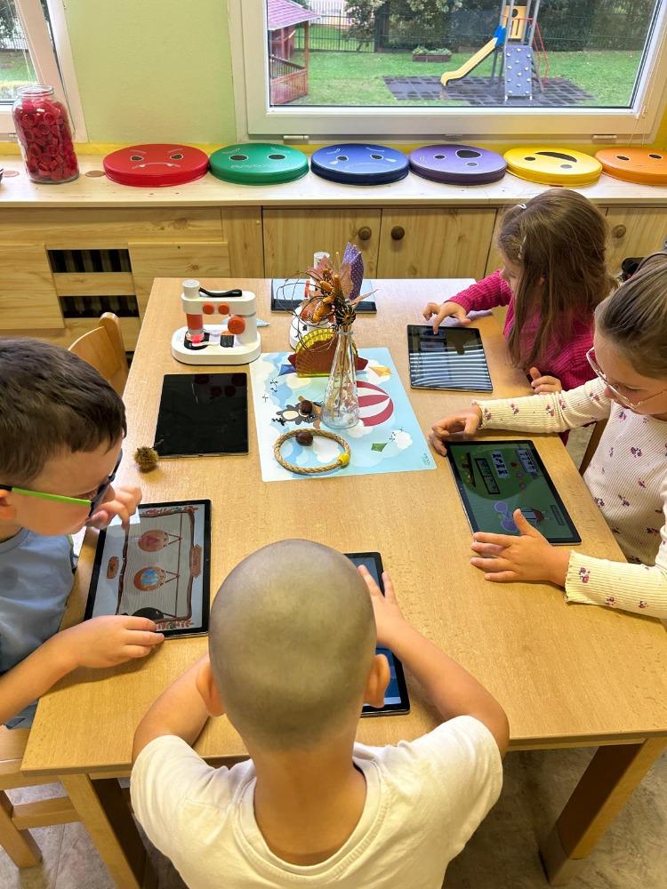 Třída D září (24)