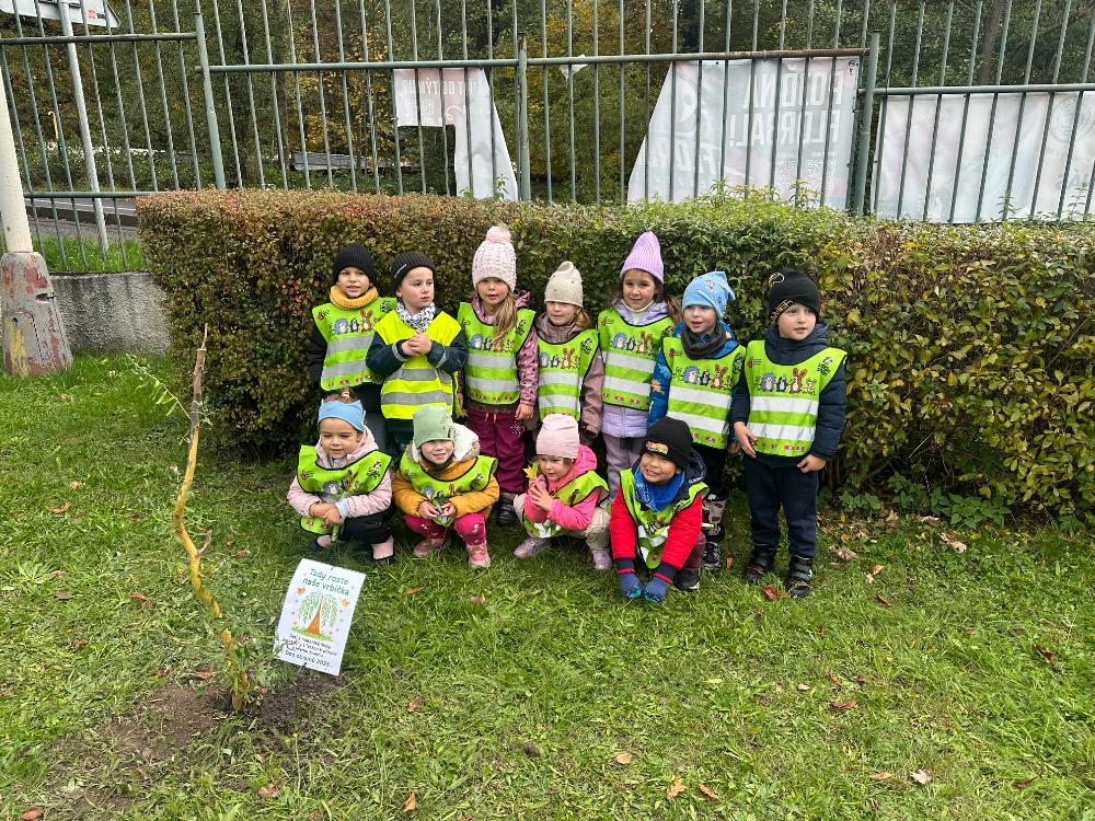 Den stromů MŠ Abeceda (10)