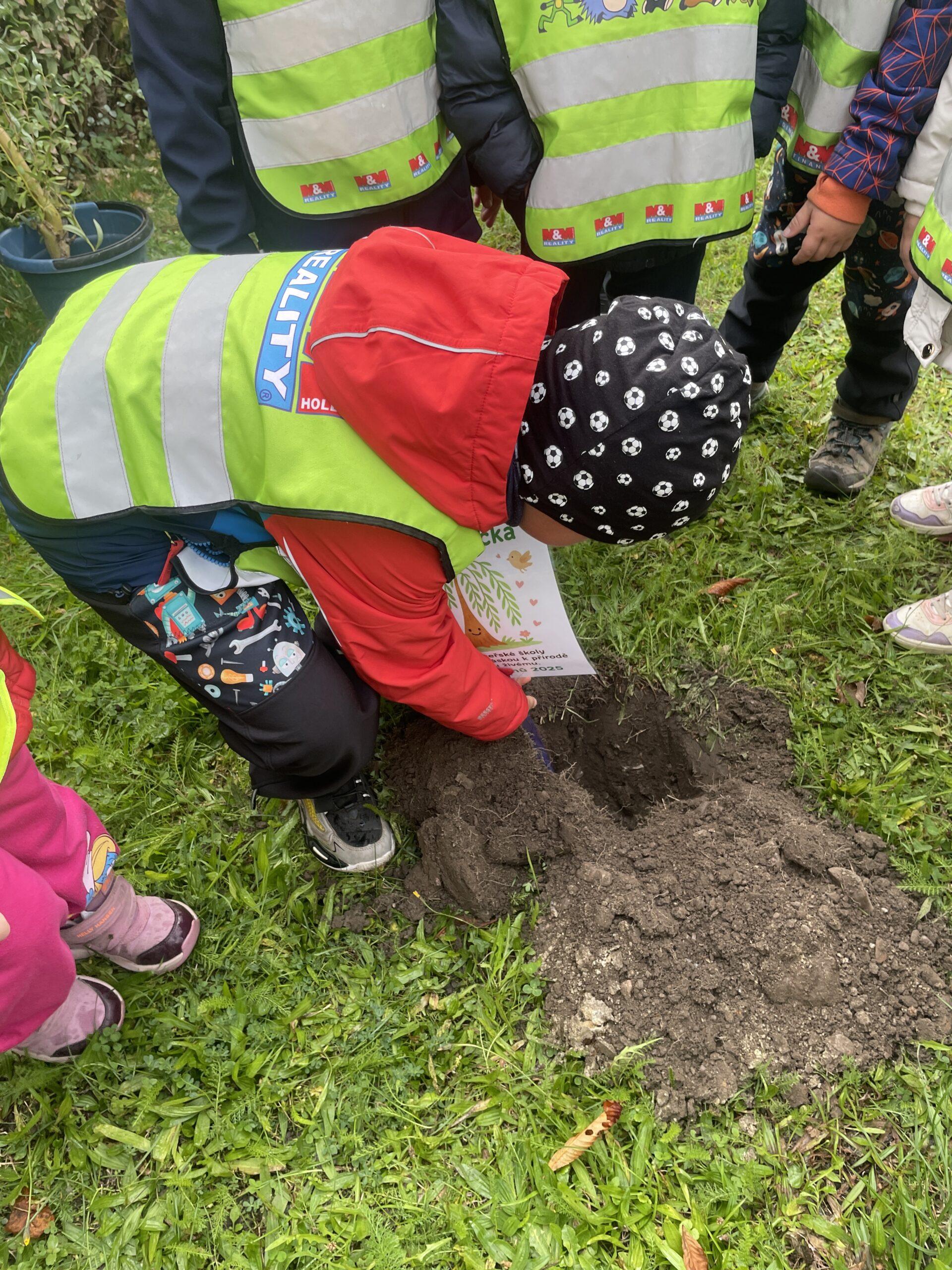 Den stromů MŠ Abeceda (5)