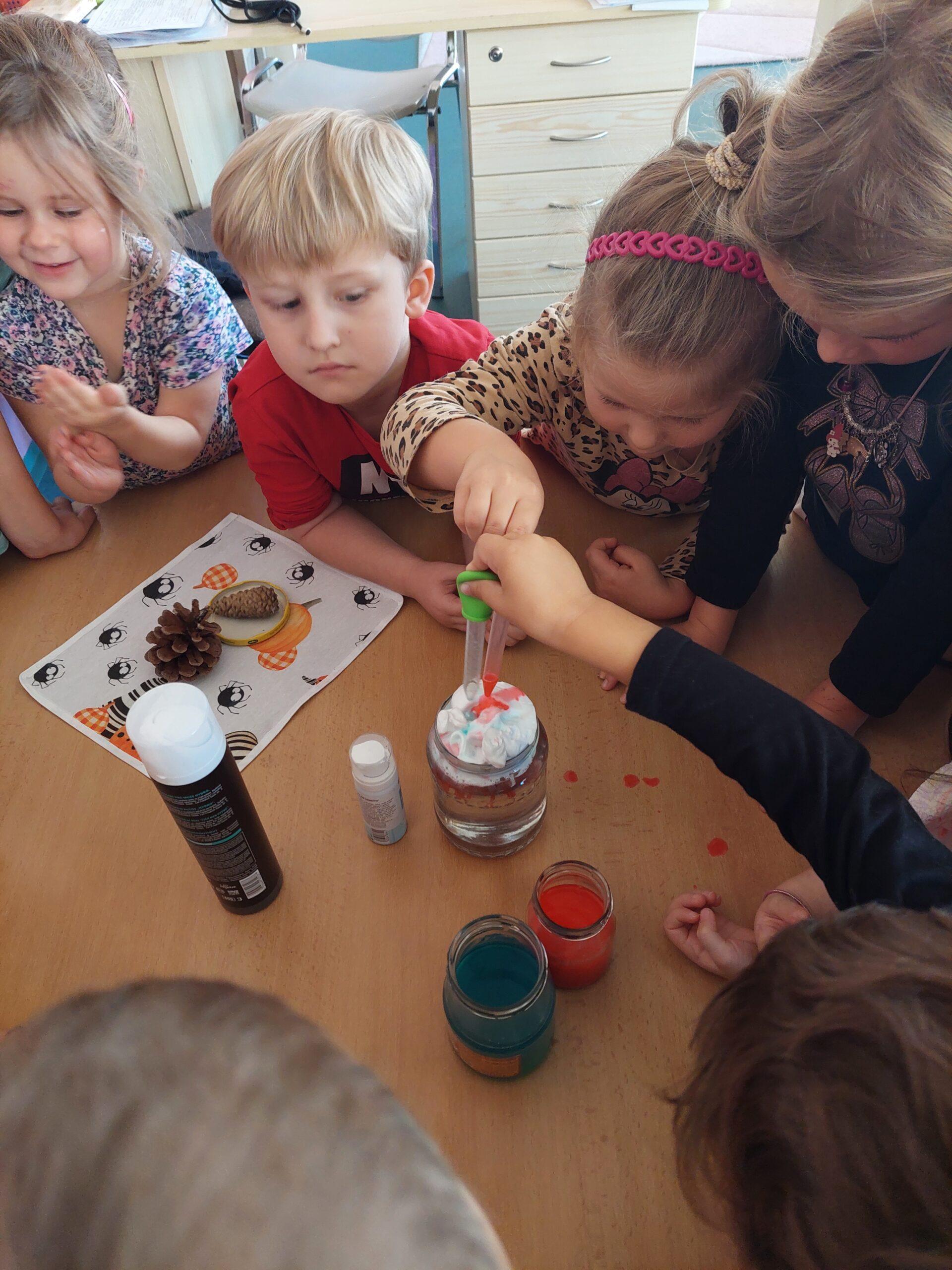 Pokus s pěnou, pohyb (8)