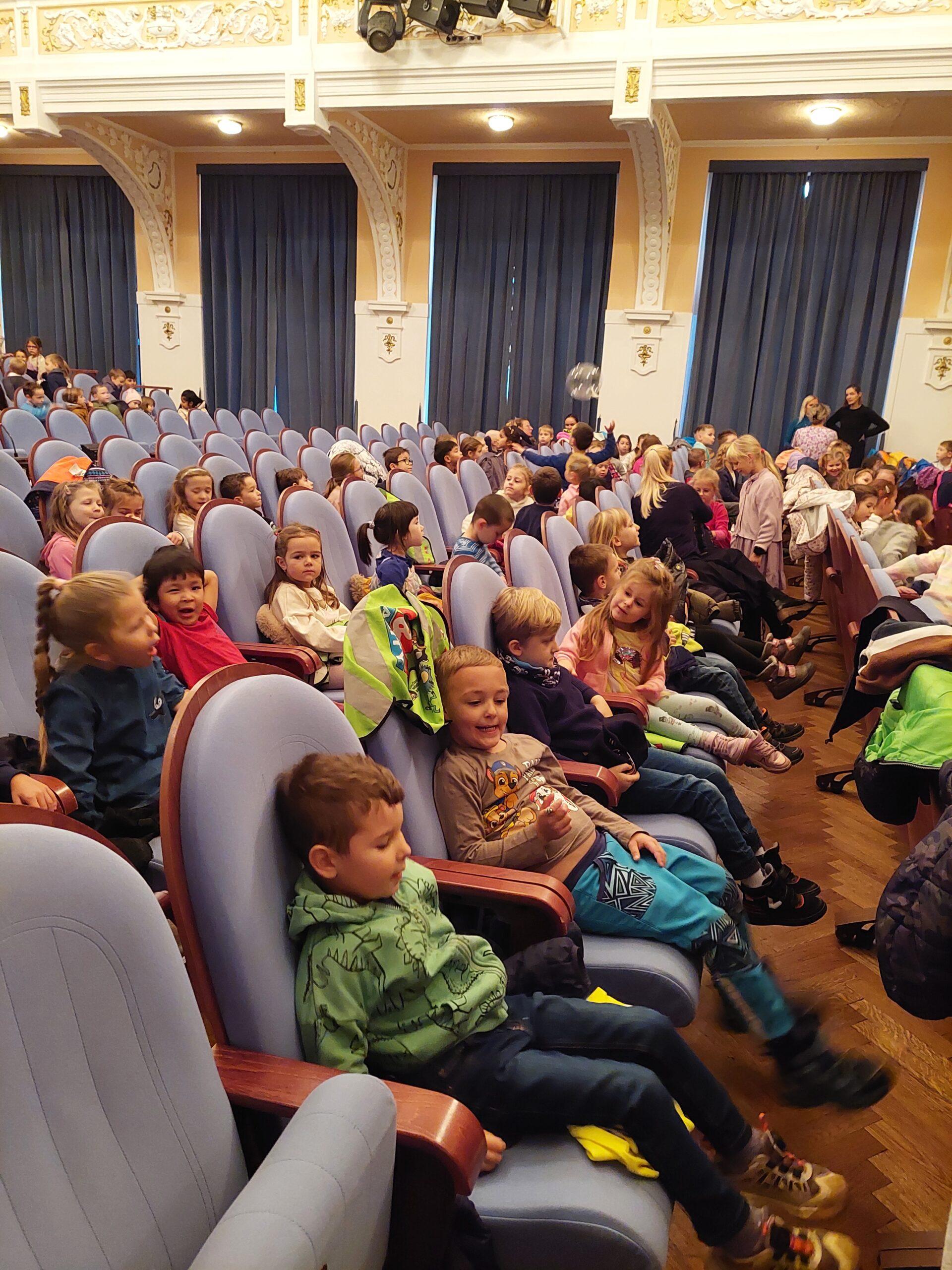 divadlo Perníkajda (1)