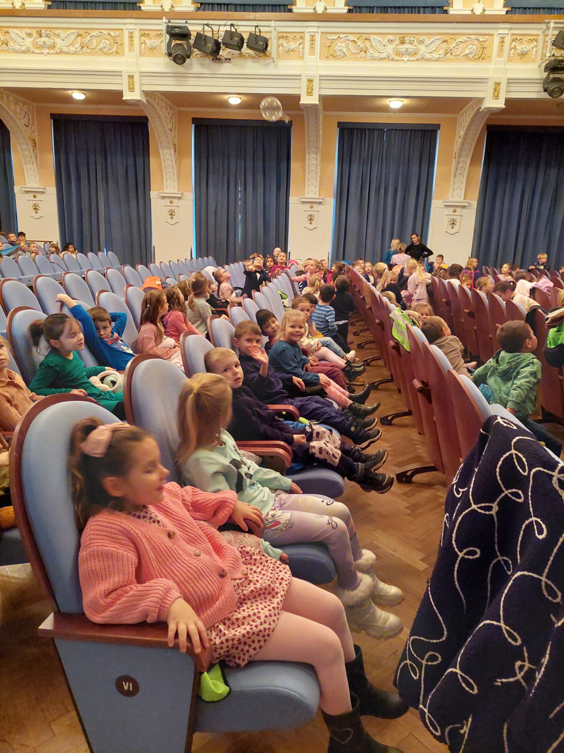 divadlo Perníkajda (2)