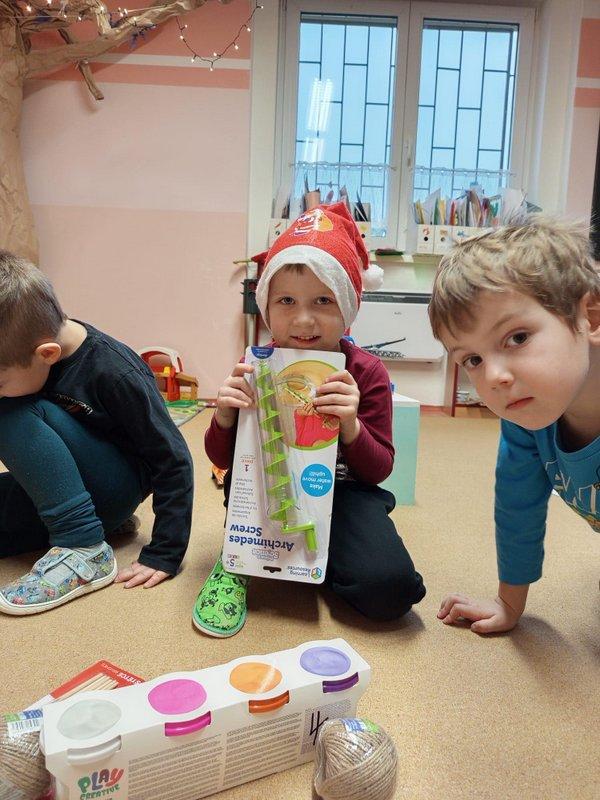 b7b5ca7d-2f57-4a09-9ec3-b609ddb343ad_002