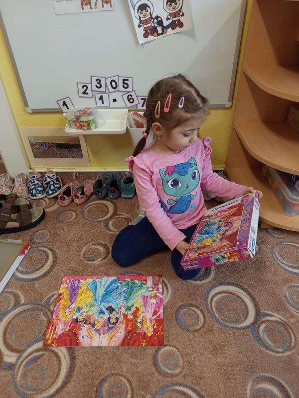 3df98502-8b9b-4d94-9951-3f8ab892741f