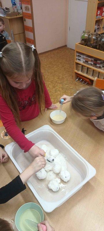 767f1c10-fd90-4171-84e3-94c18f9a0346