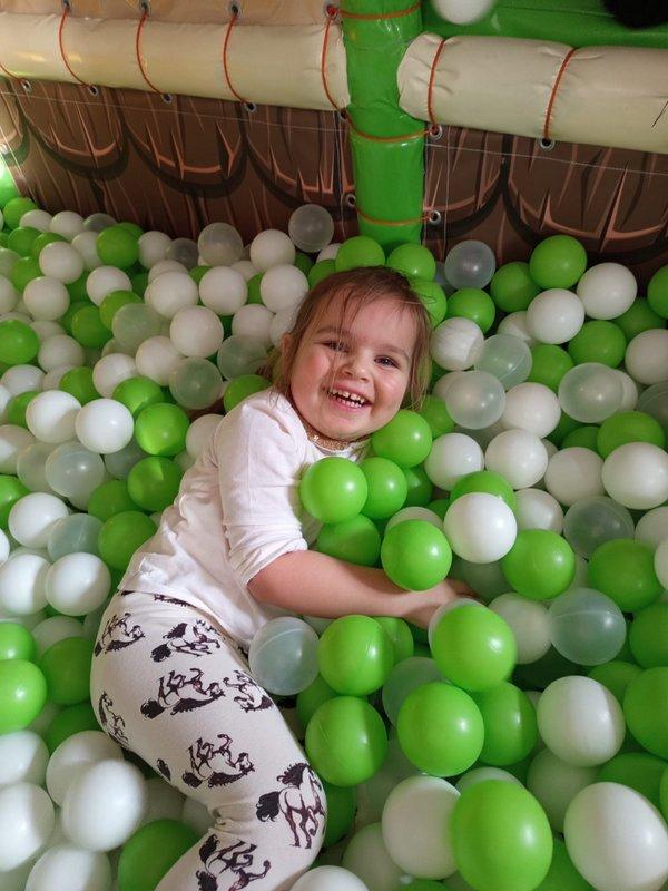 8c2fce1f-b779-45bc-8b81-c141a9695f7f