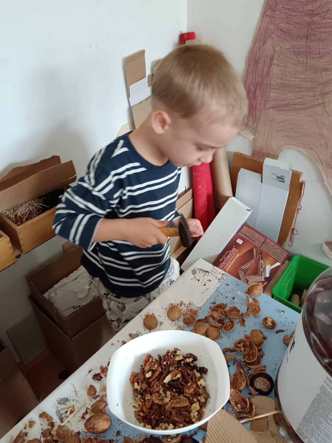 1e8259b3-bec7-4429-ab2c-32b54240092d