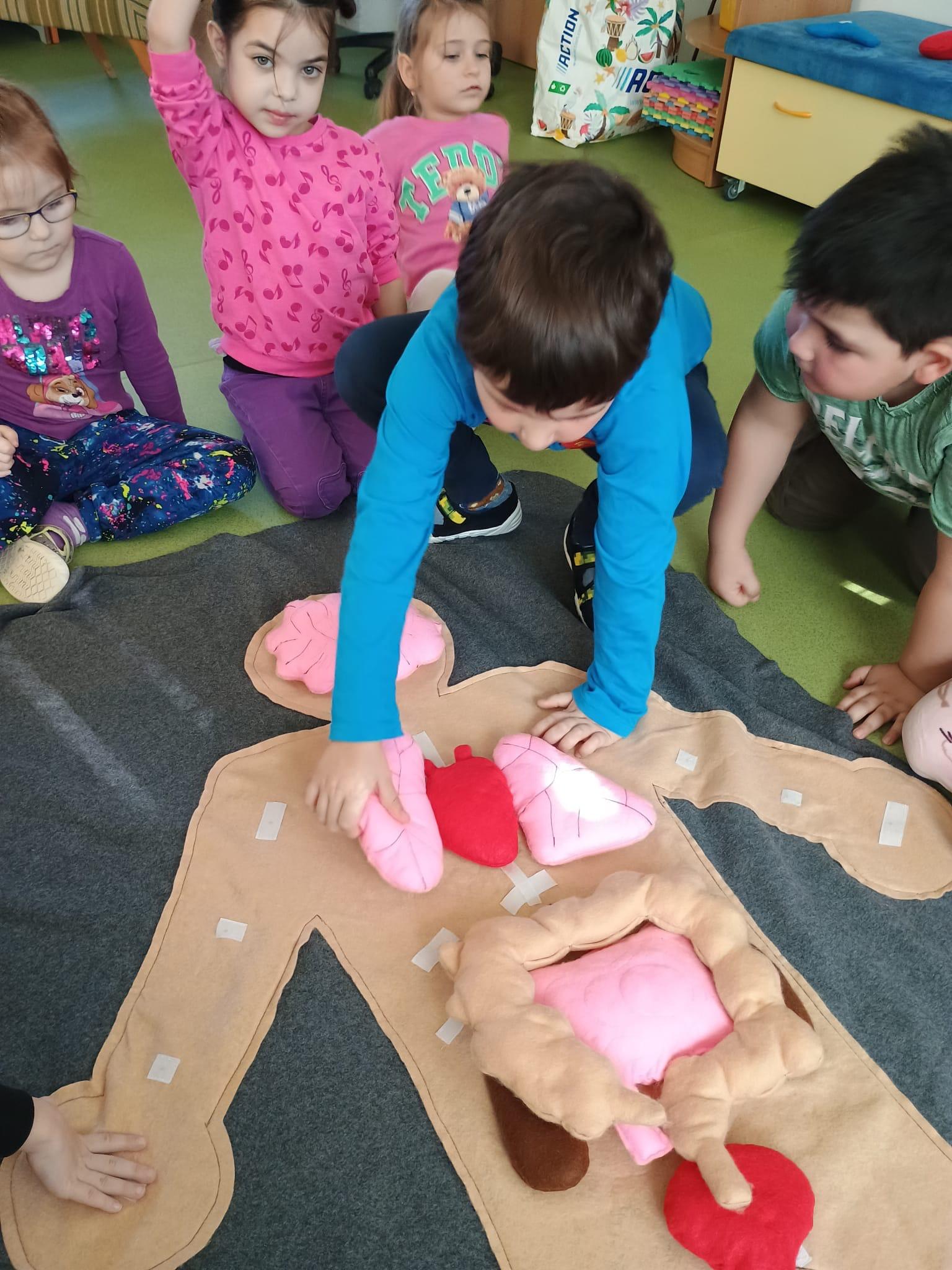 1b4123f2-53f2-4cab-8b6b-2d92a8b416ad