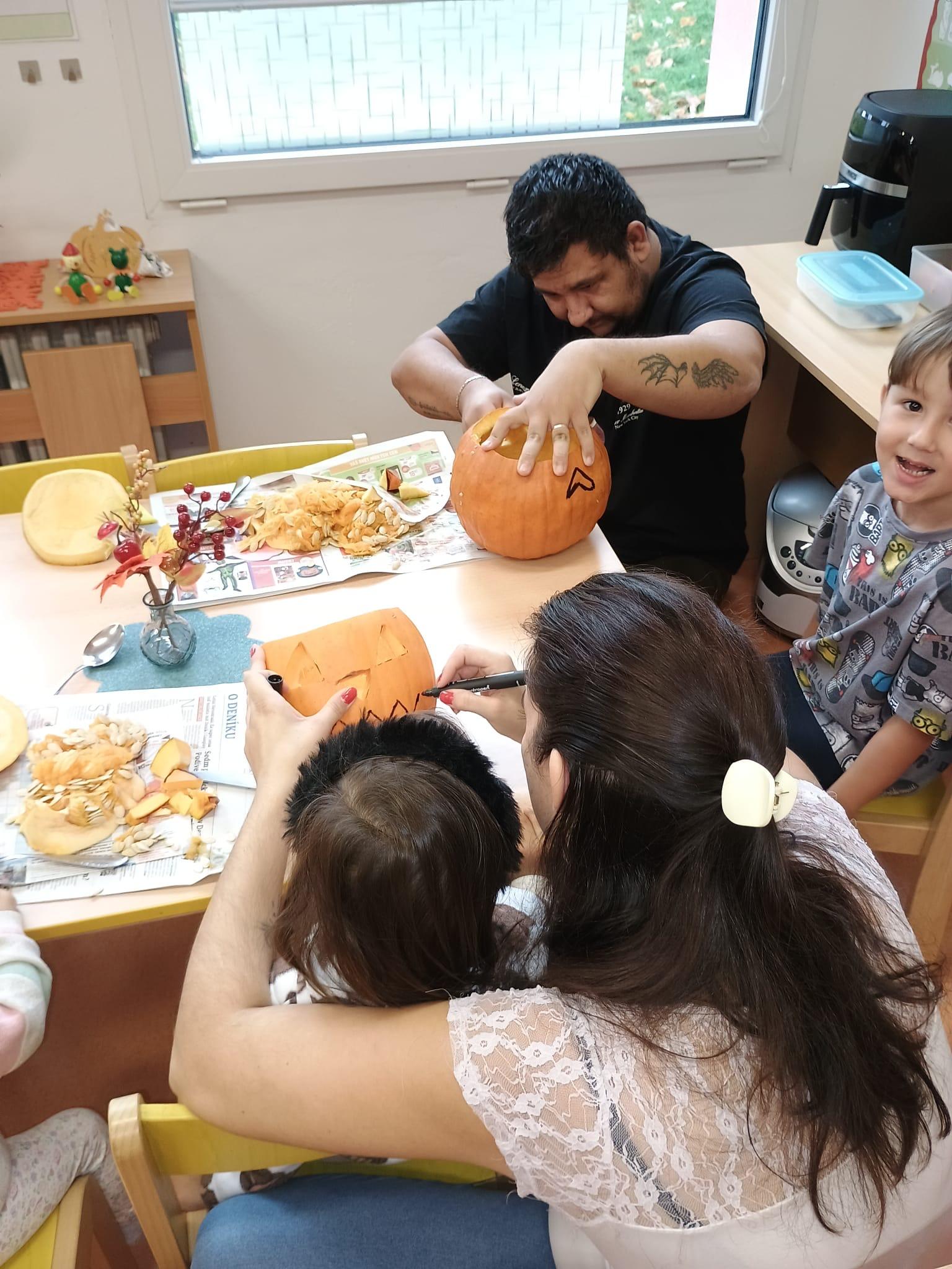 2b70ac82-a816-4d3d-adeb-6f89b2d09341