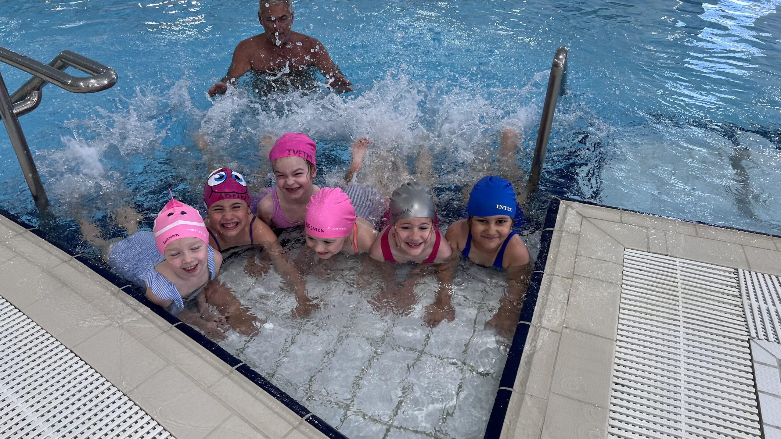 6E4F523D-558D-46EB-86B3-BD67B6AA8216