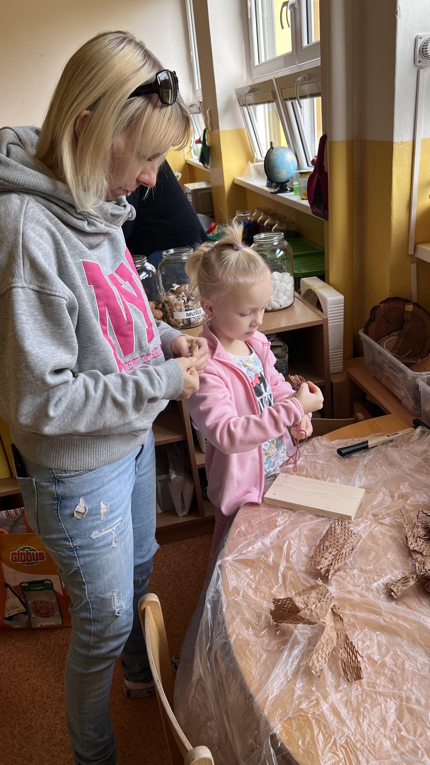 6518B9F1-5CA1-451A-9D44-FF3958961C84