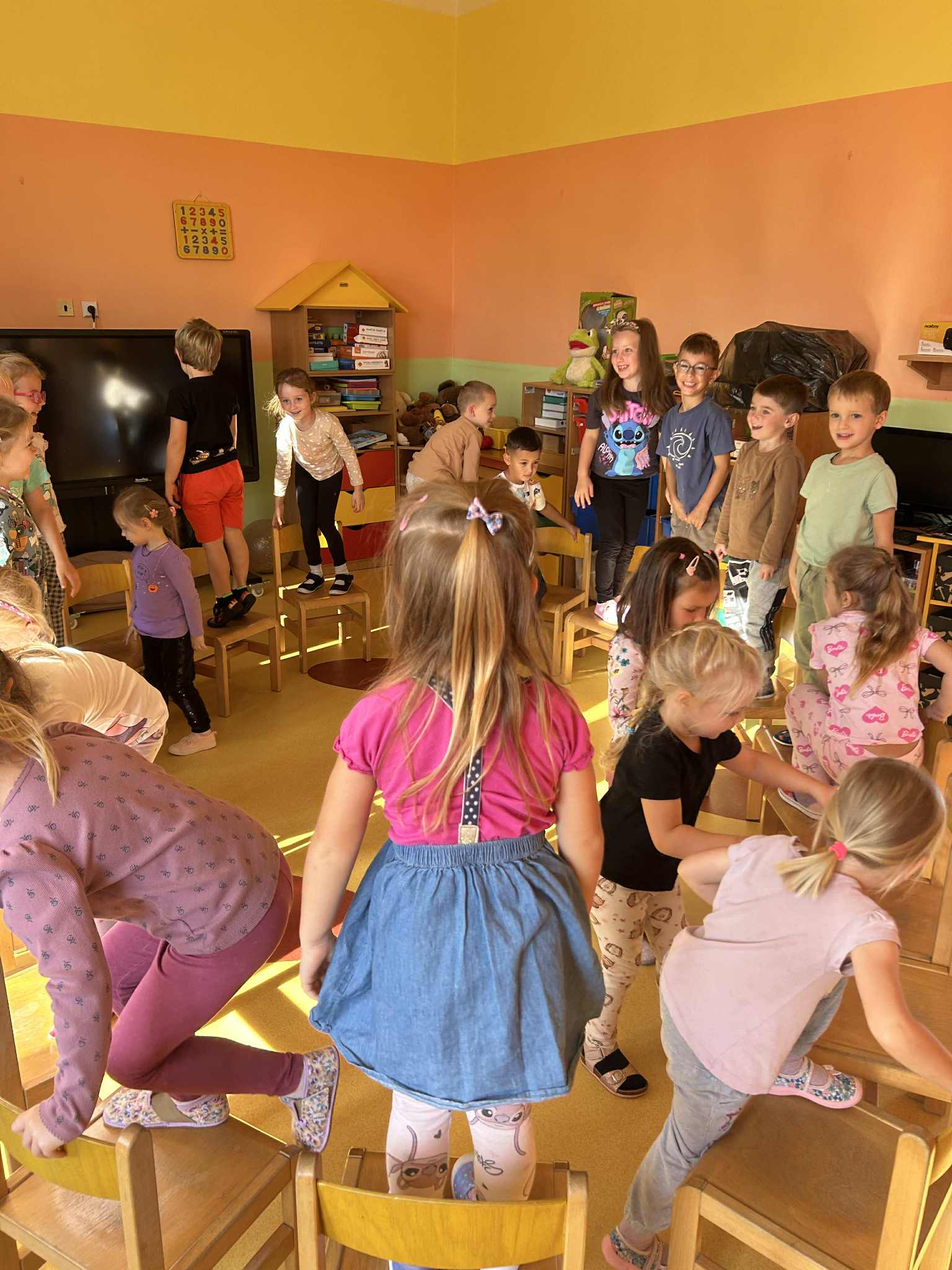 6cc6f662-6ee6-4a06-b6d1-cd0e7581a786