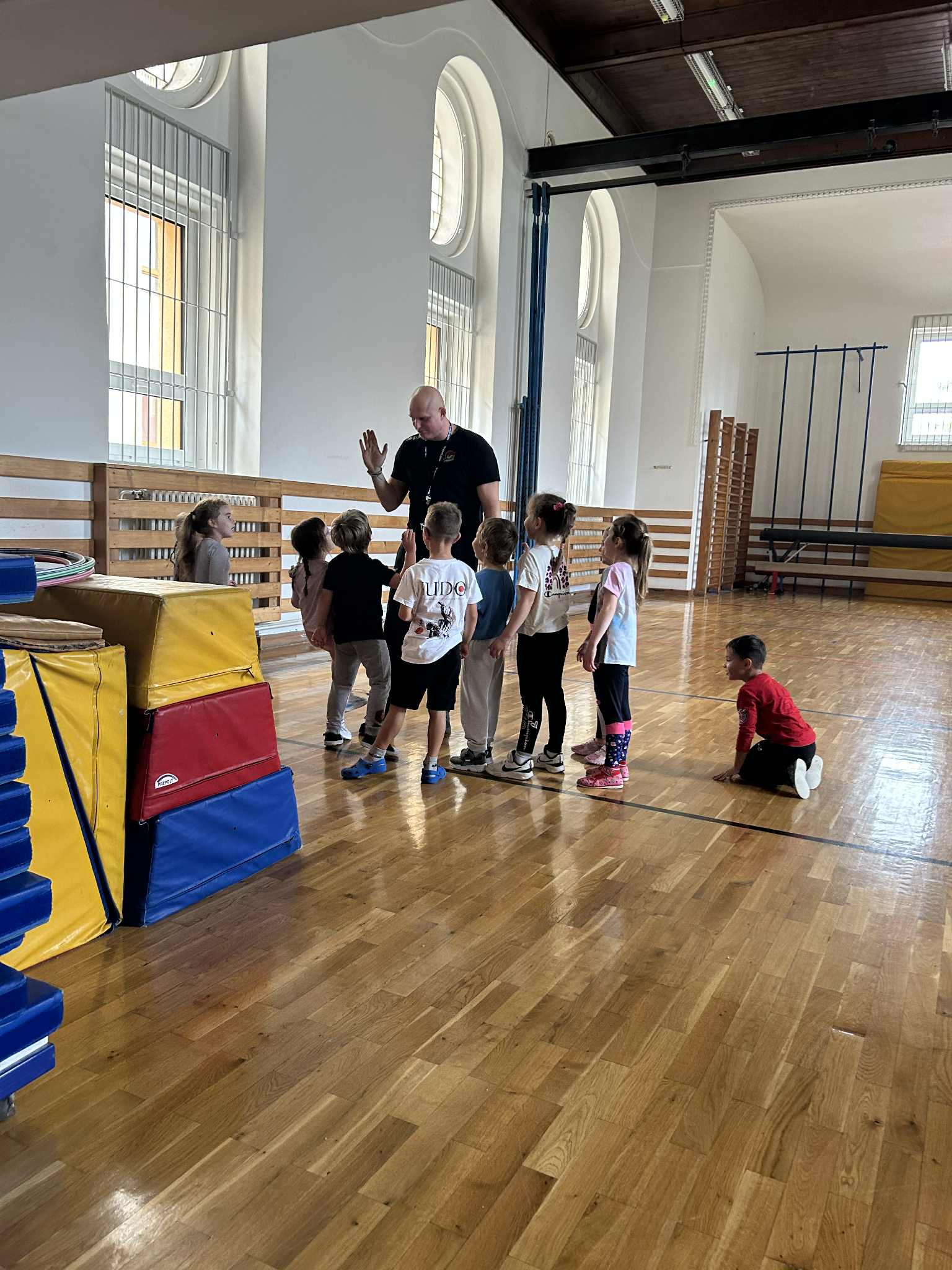 8cf559f4-def9-4a7f-9666-7a40fb4c53ef