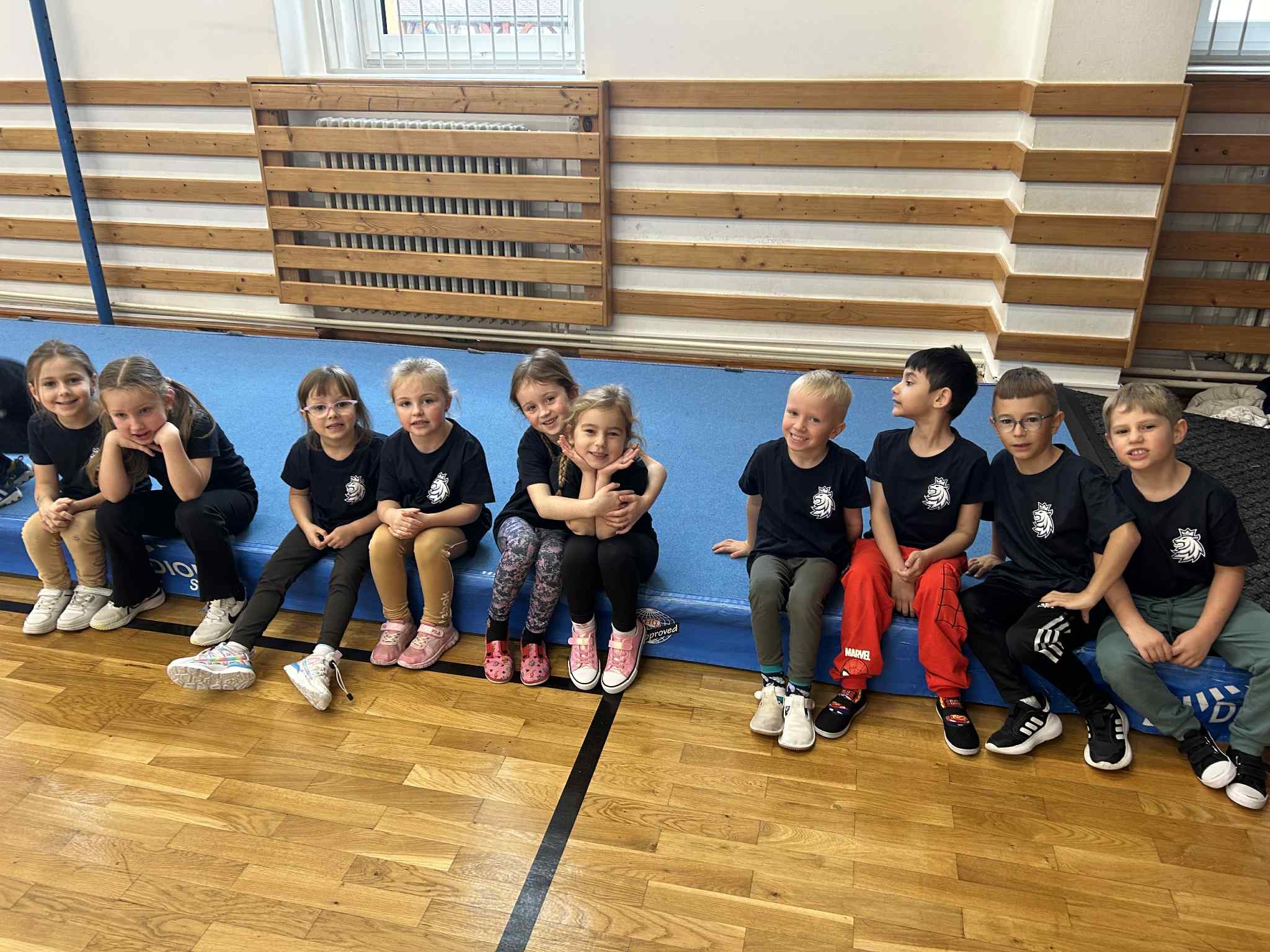 8d6a1287-a284-494a-98bd-8835ec9c58f2