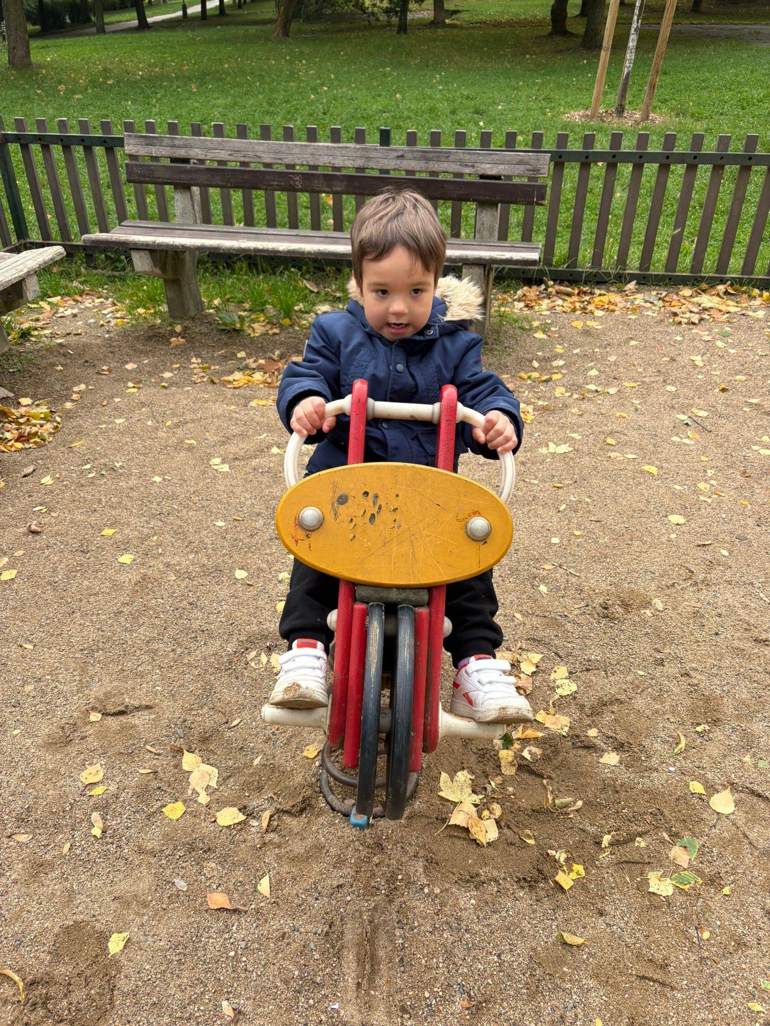 5a11dc35-a265-49cd-8ddf-e5af0d7e606e