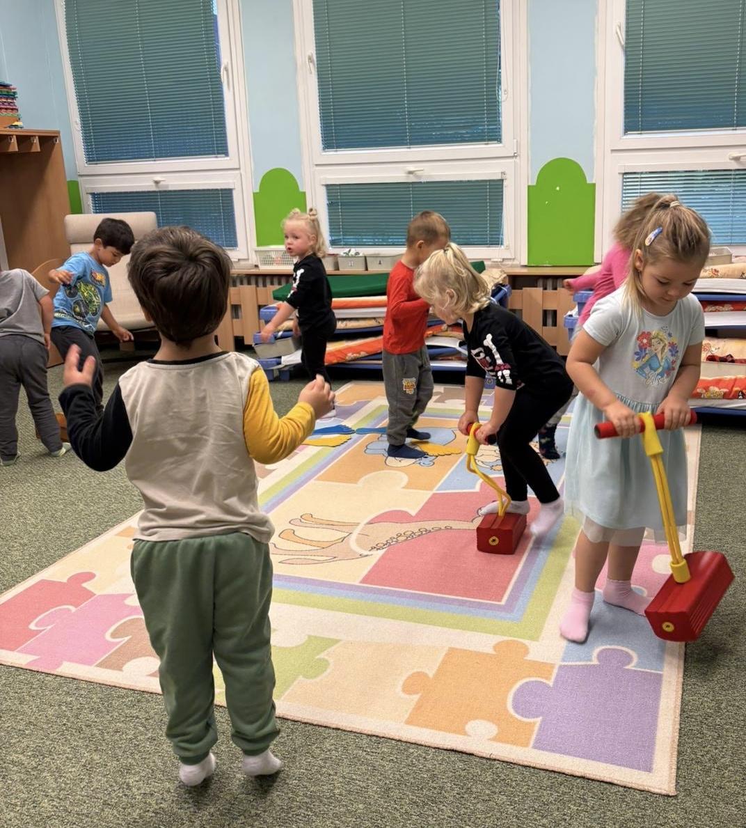 811e13f9-ade6-4aa8-90a6-774da6ac06a4