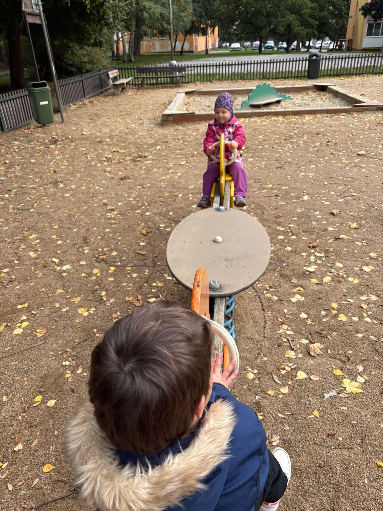 a78b4b1b-e67d-42a5-b6e5-fb7ccd12cfbd