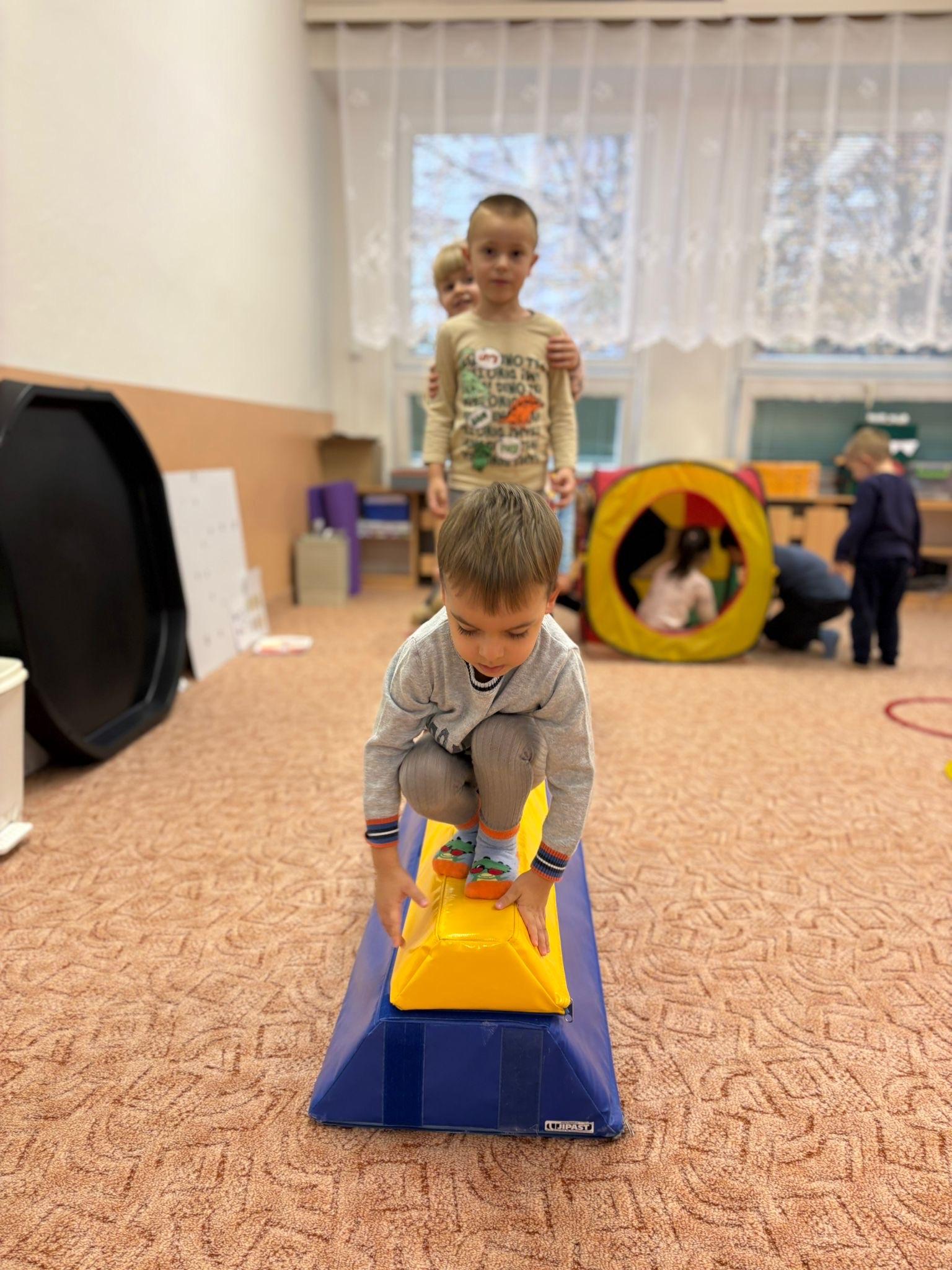 9000f69e-81ba-495a-b878-c8dbd6fa0bda