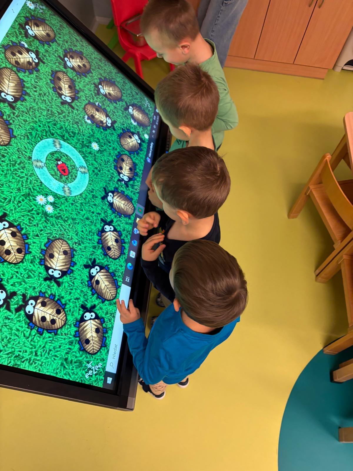 ca6fb03c-1d57-425b-b8f9-b7ba931274b9