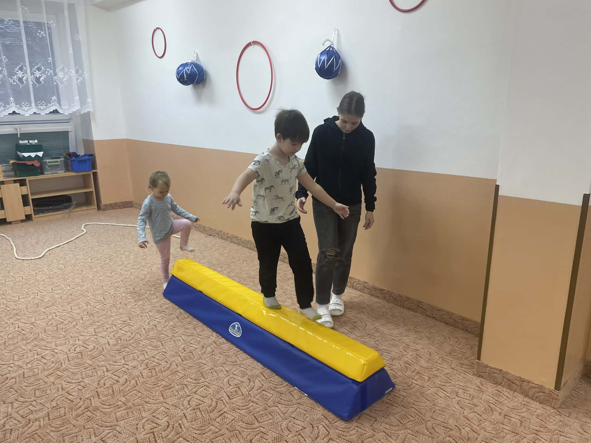 23c01a10-a222-4cf2-827d-604e7f738f05