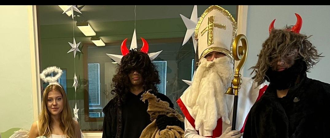 Screenshot_2025-12-12-12-44-54-786_com.whatsapp-edit